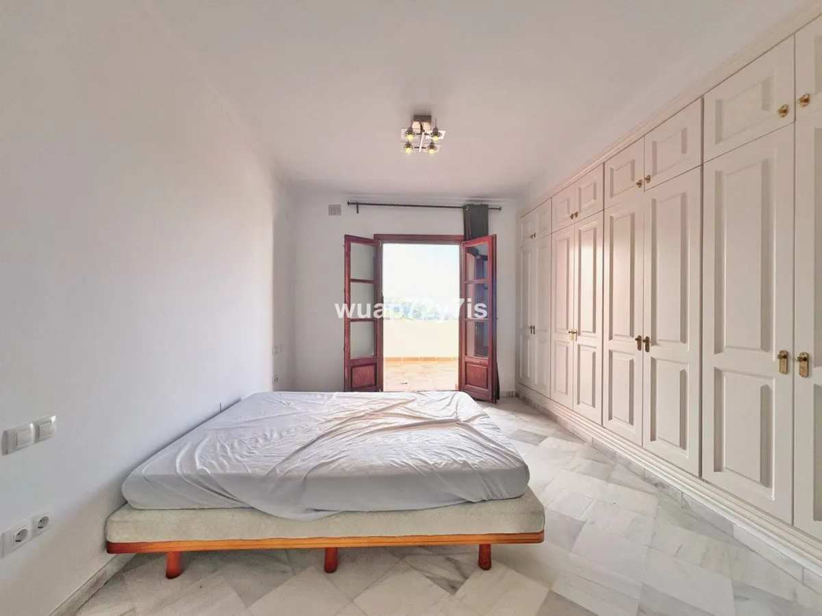 15fe94e2-a97d-4ca0-b155-1a9761b59c8f