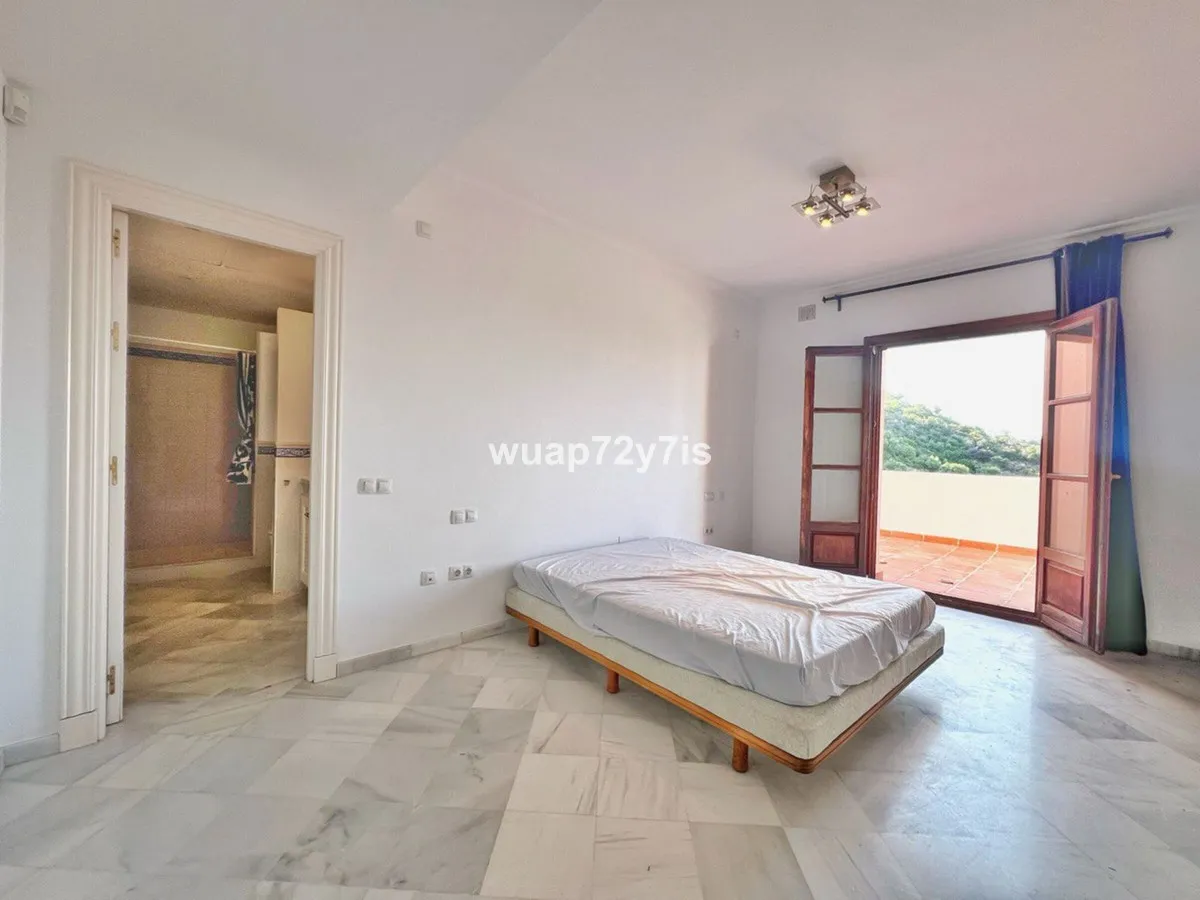 962bdec6-a84b-48d3-846d-0015d3692b80