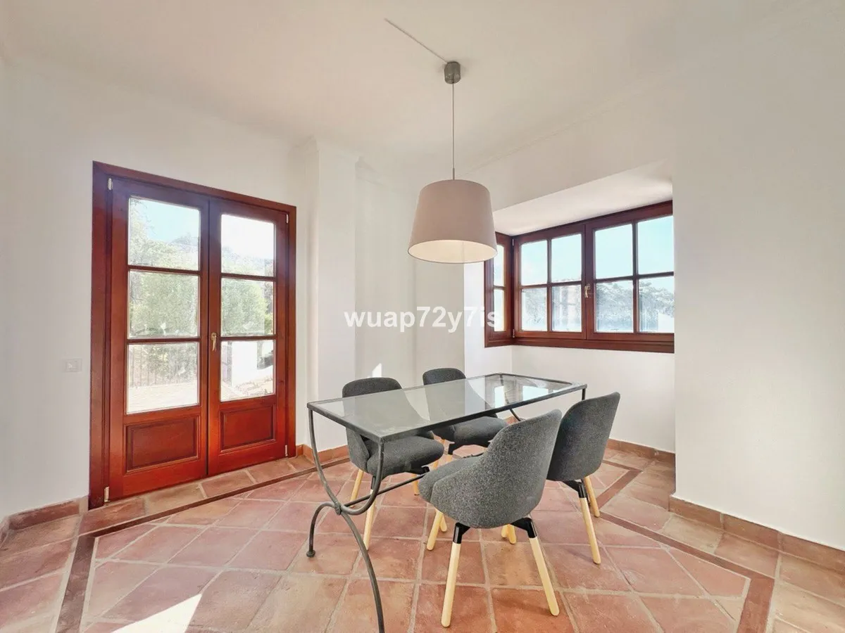 d6d82a99-104c-4fc9-ad10-4f441e4b7b54