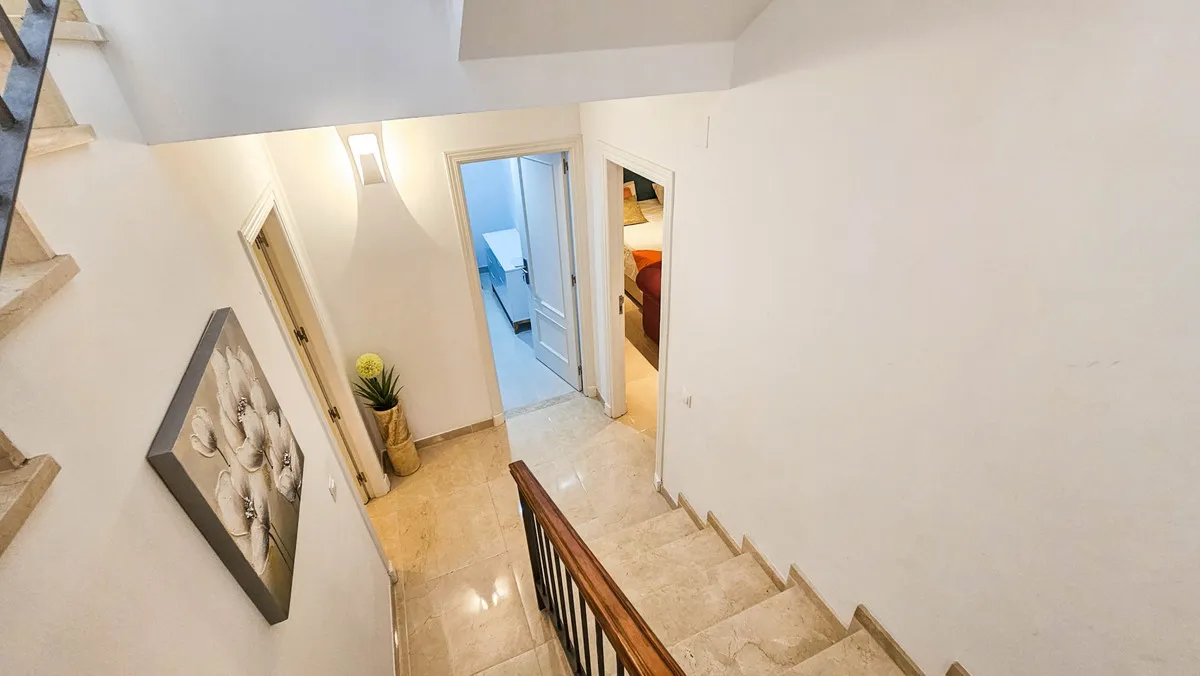 0f7a15e9-5686-4549-adfa-1577254a8ac0