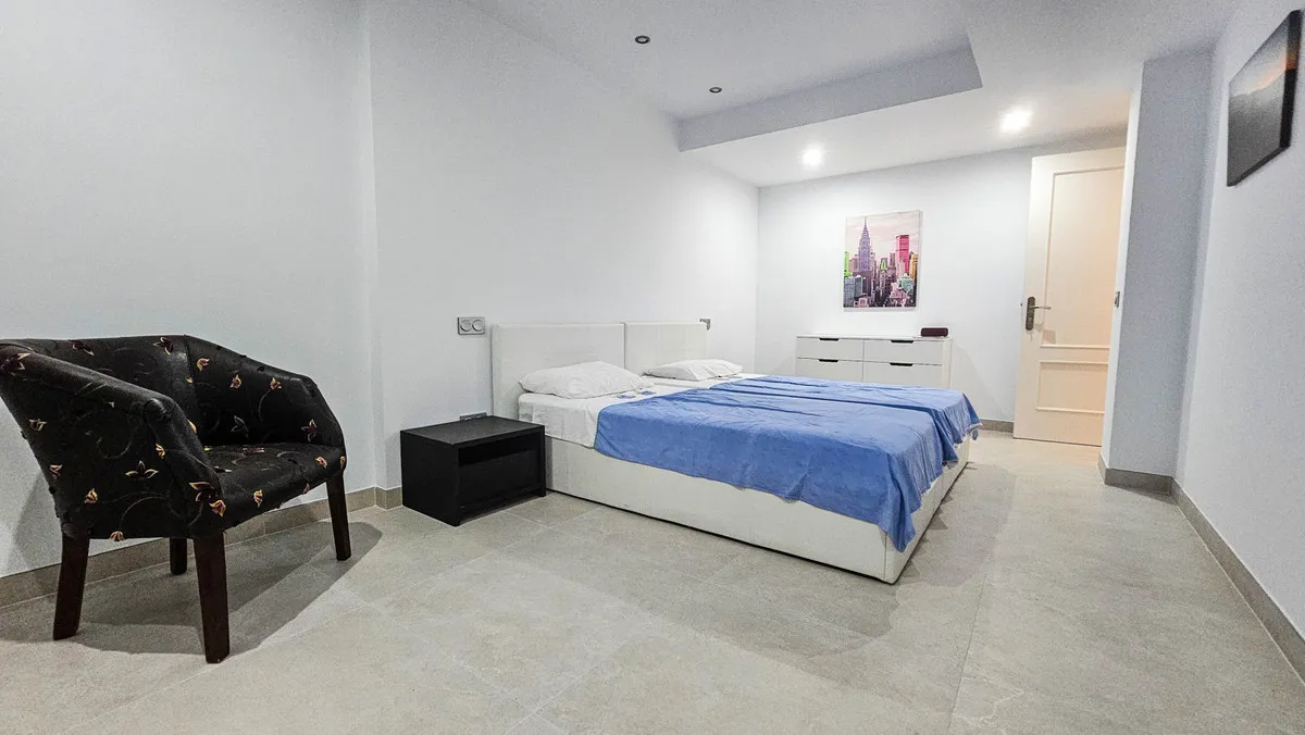 4a06cdf4-32fe-4571-b857-46ef4295d22b