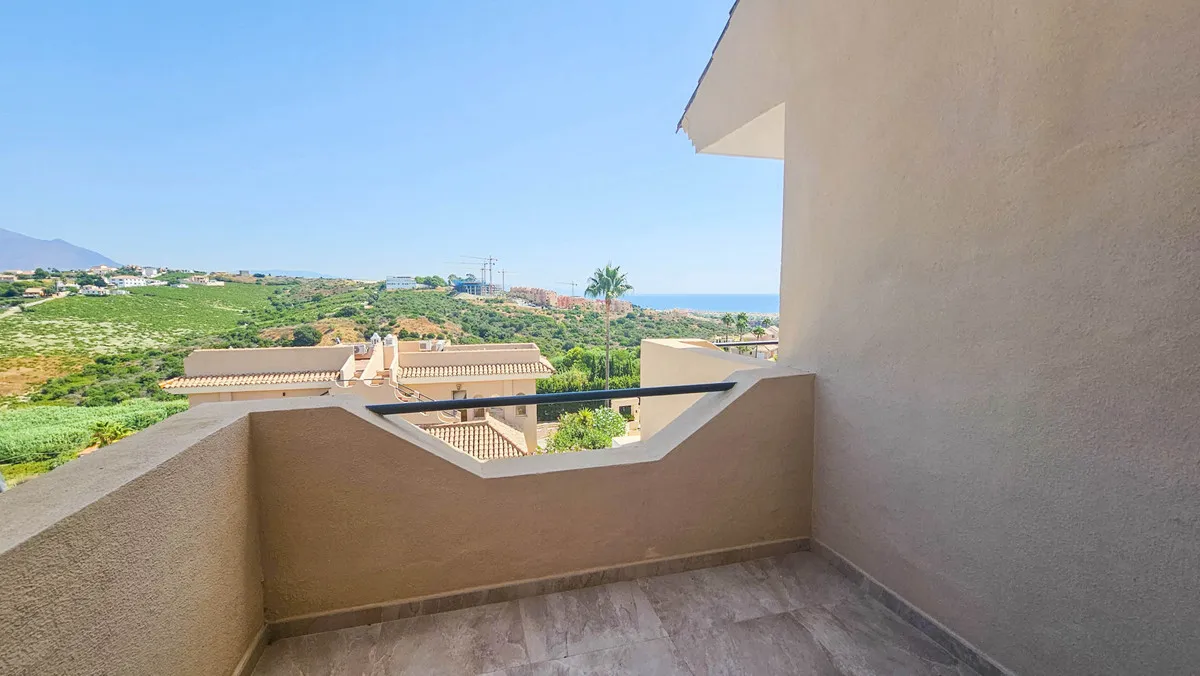 68f7582c-e476-456c-941a-f8e33170462c