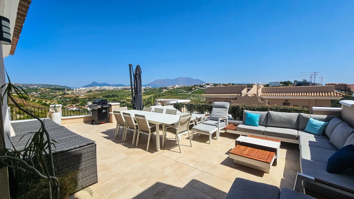 a3271ee7-9946-404c-b194-71cbce0e3b83