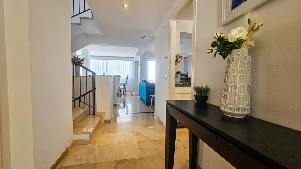 a4b4a4e3-c6d6-4020-8663-f6af1415e9f1