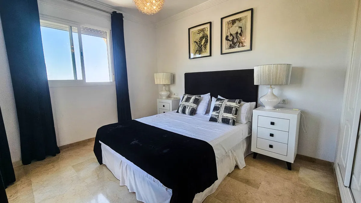 b93a3dce-6424-42c2-9f49-ee431764aedb