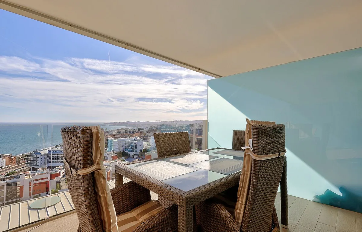 3efb624a-dd98-4d91-972d-f988e7688e84