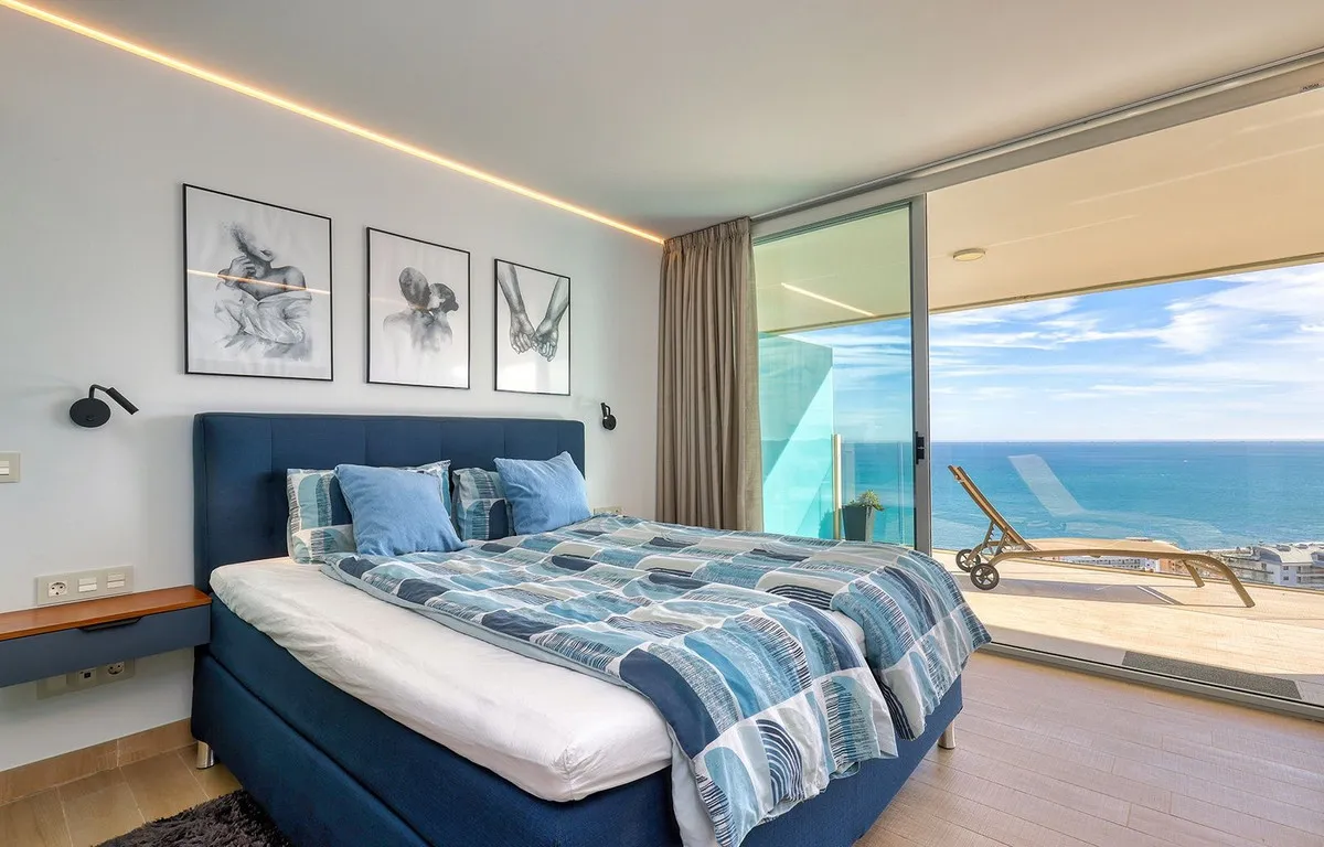 4d6bbebd-80dc-450e-a368-9760aa8472a6