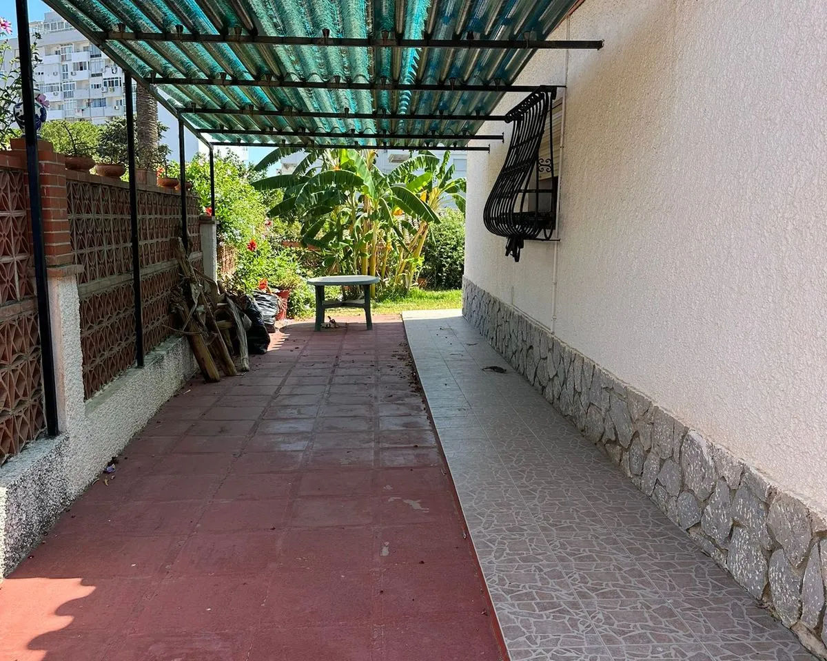 0c9a000b-ebbf-4bc5-8027-62606e8e4c69