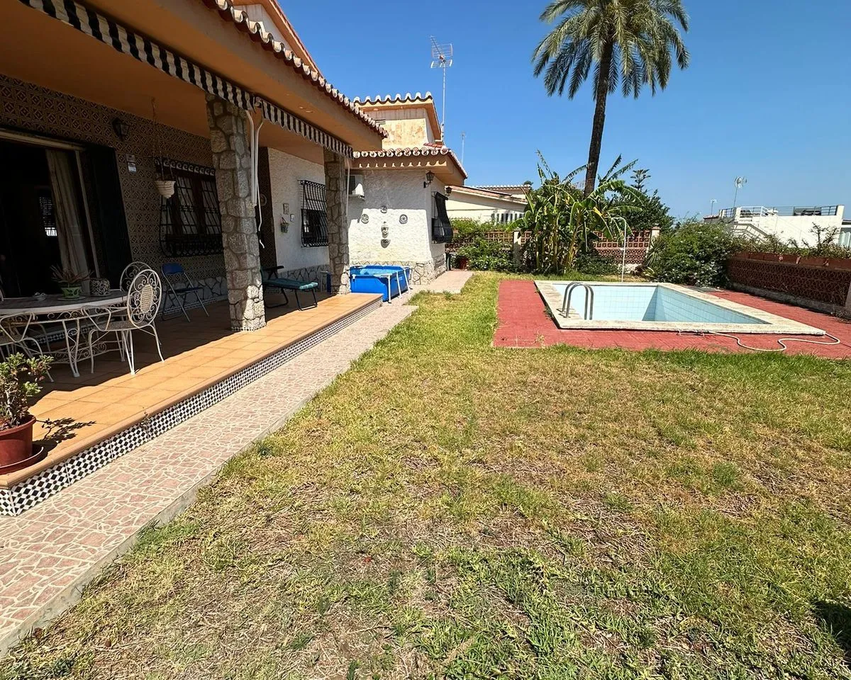 41fd4548-e392-45f2-ae46-f5655573a23d