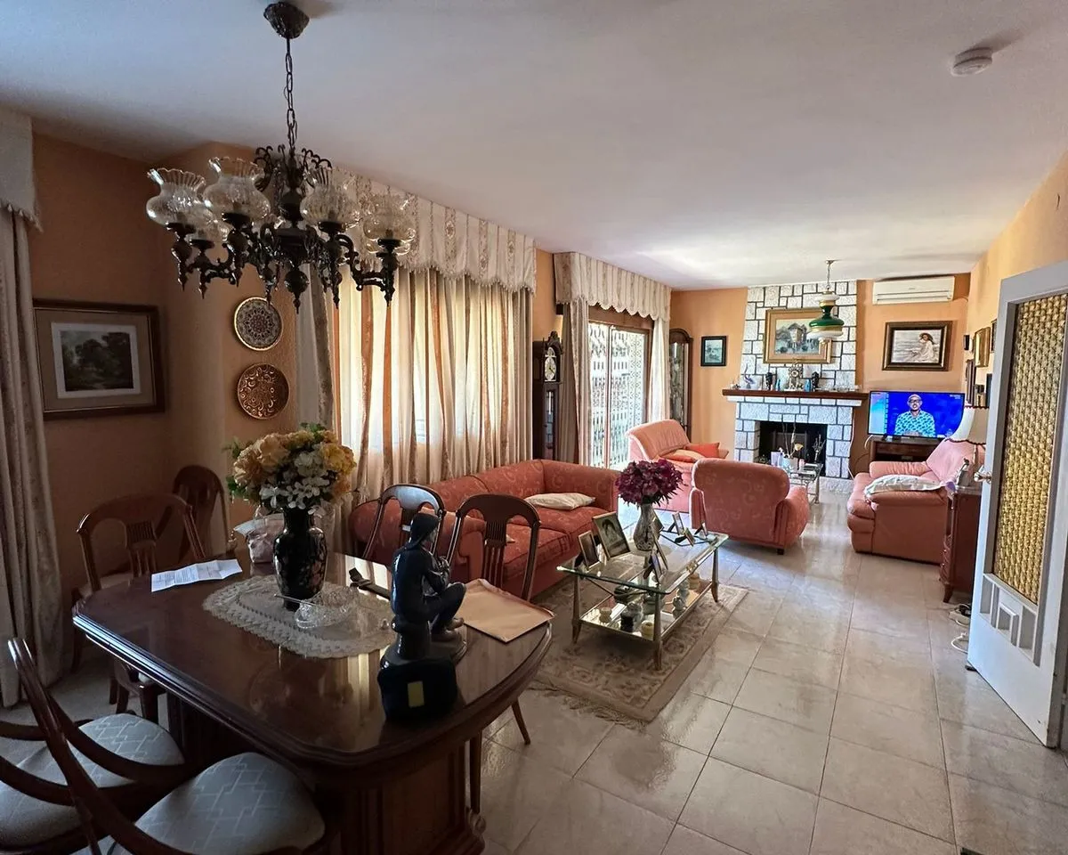 9875aa95-fff7-416a-9678-5e1639fa9763