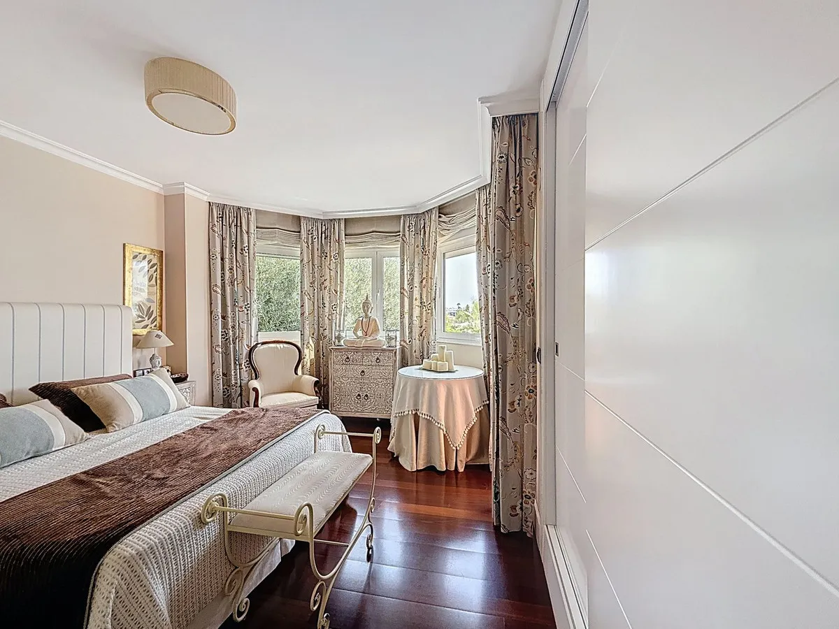 33807eb6-6af3-4082-b23d-55ed1d595b75