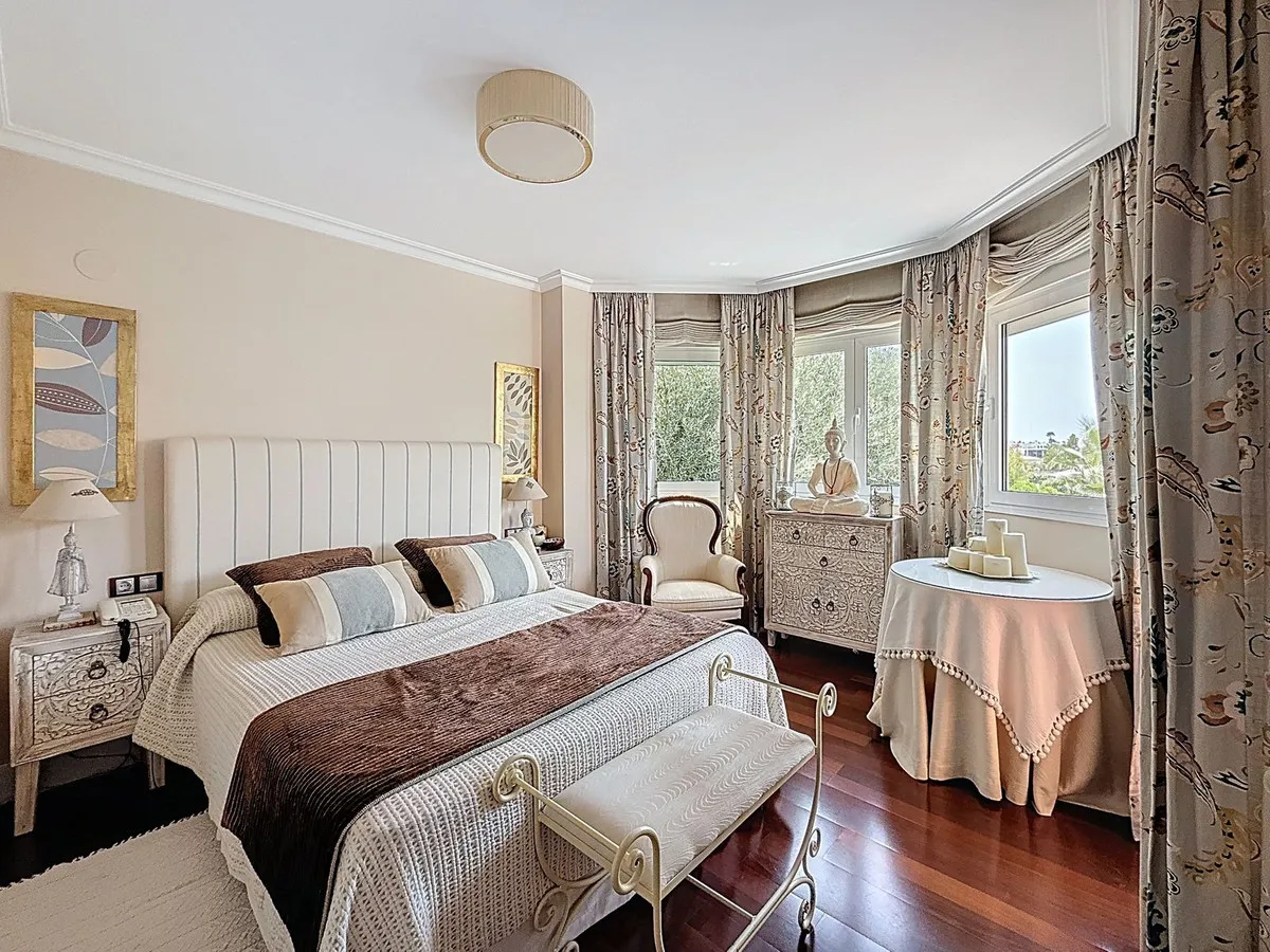 453a6f5a-ce9c-4cfd-8aa5-349f109769ca