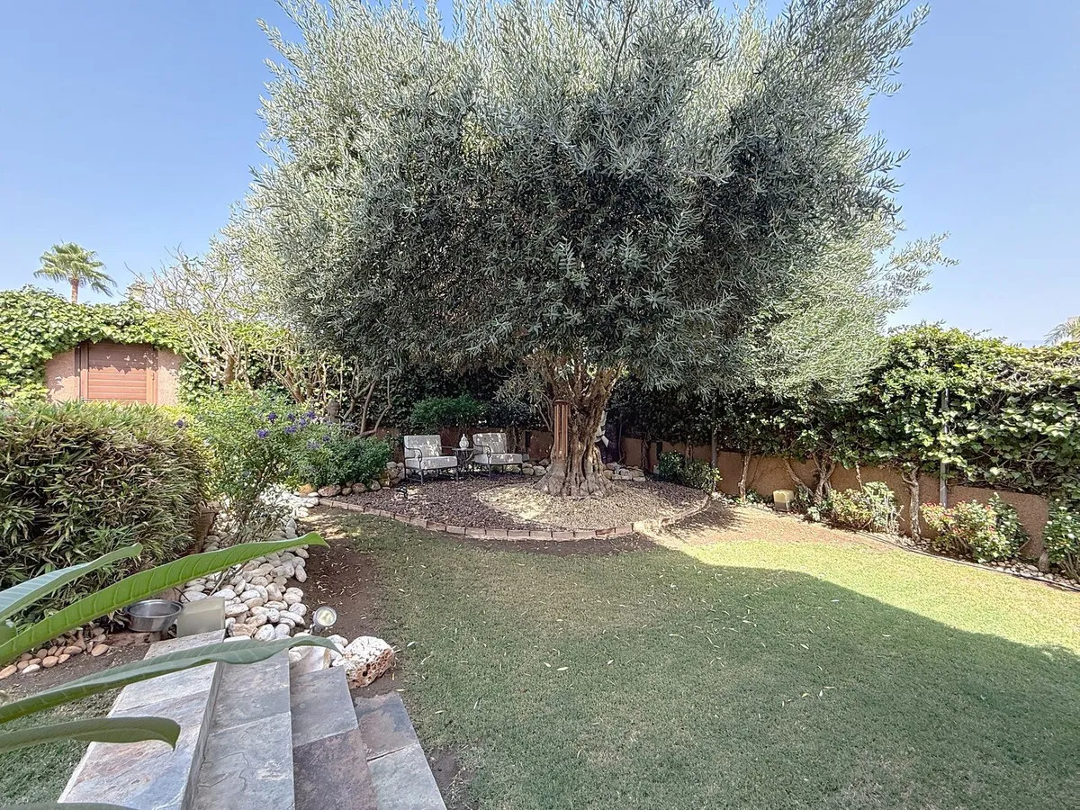 7953296d-d399-44ea-b375-3b8b2065329a