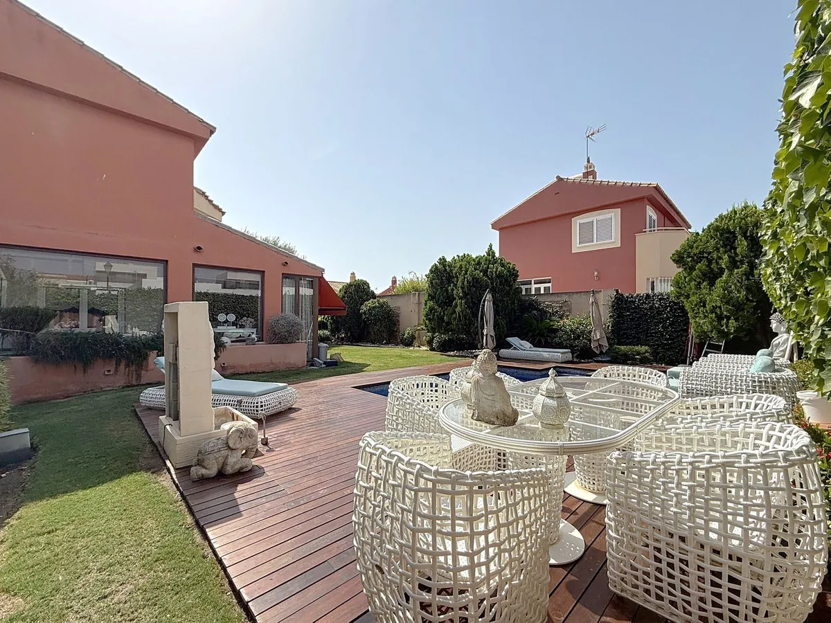 799be727-977d-4256-8357-35f679d13ba6