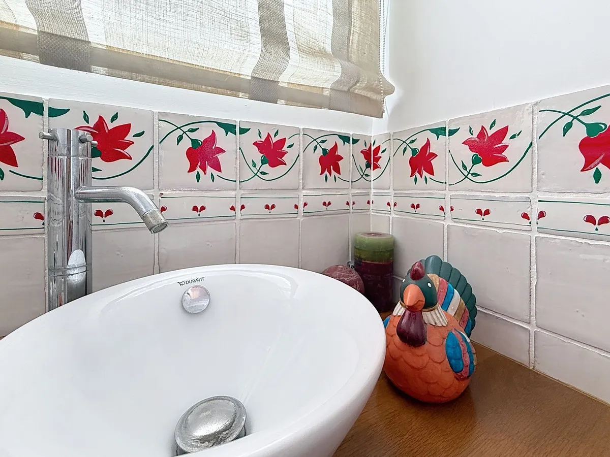 c4319012-9058-445b-a0ce-03a60a56a9cd