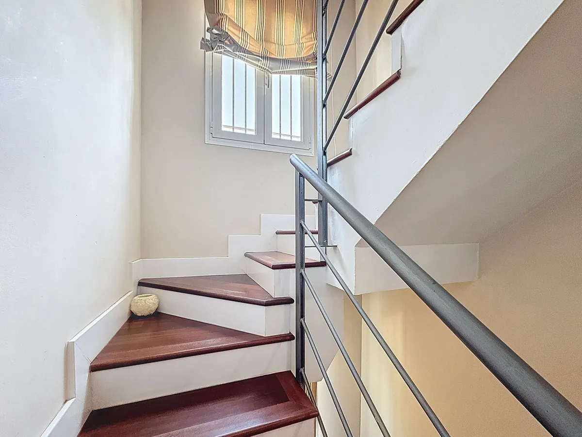 caceb489-342f-4074-b12d-63eee5d262db