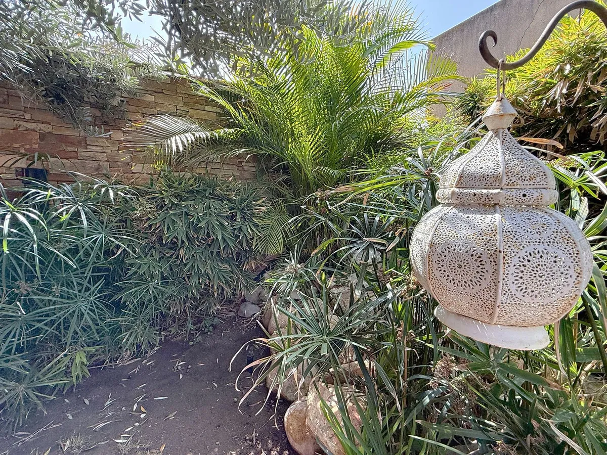 e63e6da9-6e58-4e7a-a5f6-049d8f5e19d2