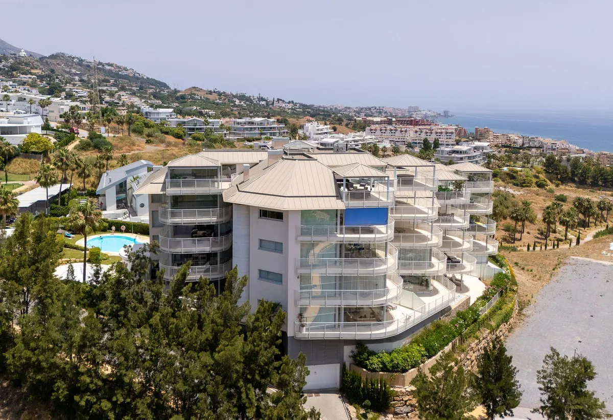 52aa7d3b-8a69-4614-97ee-b380f6447a7d