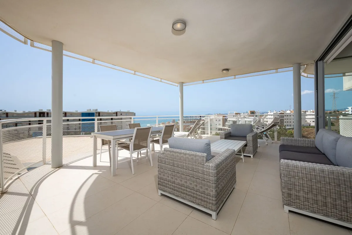 aa707dc4-40fb-49a7-a795-e72a5d001646