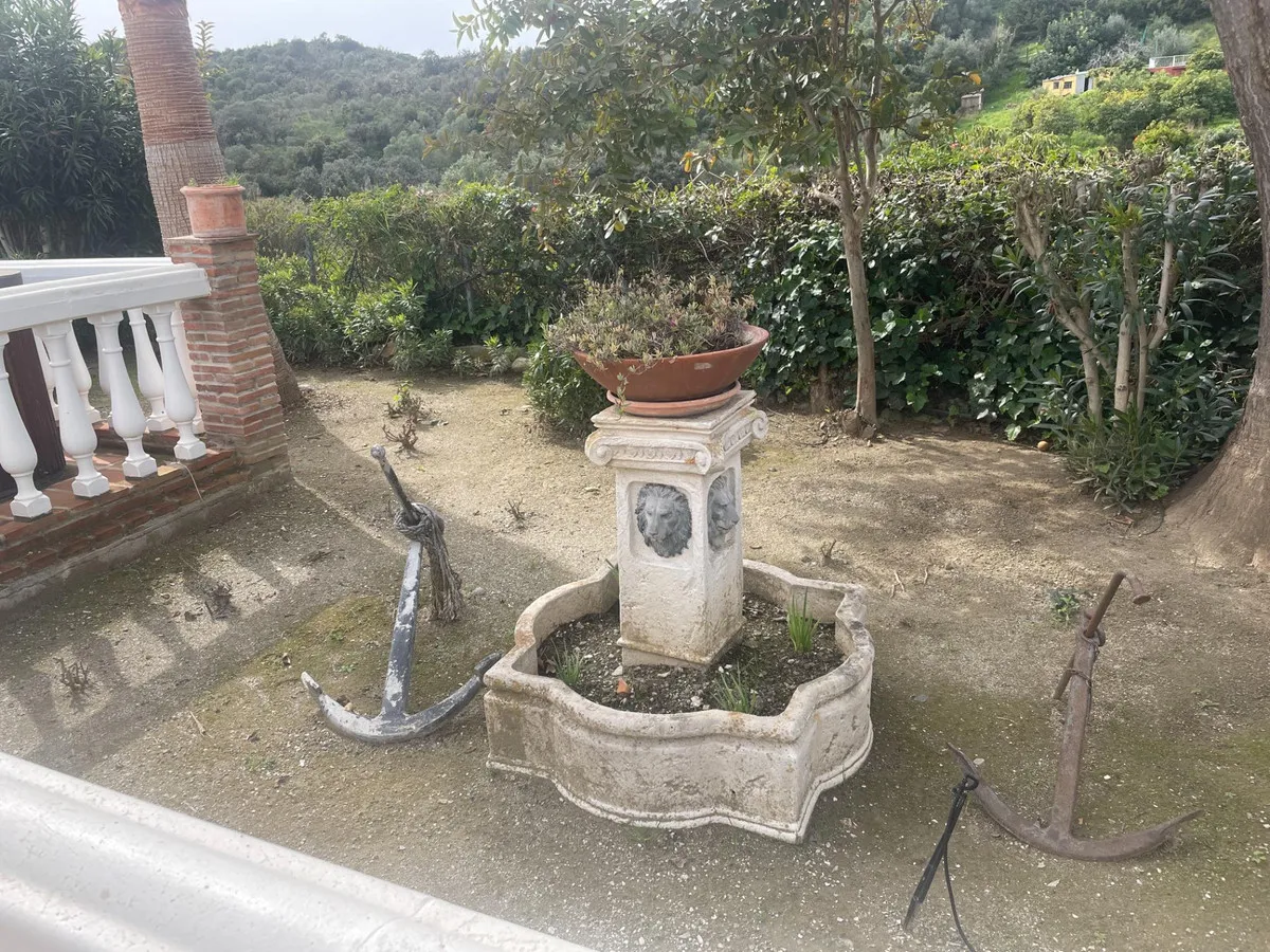 7813e9d8-adf0-4c39-9061-0864274b0192