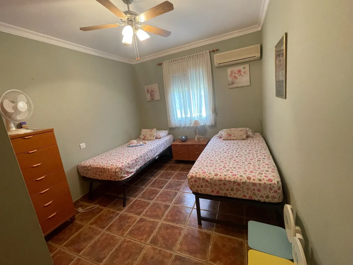 87f3f479-949a-4ed4-9f5b-8035040adbea