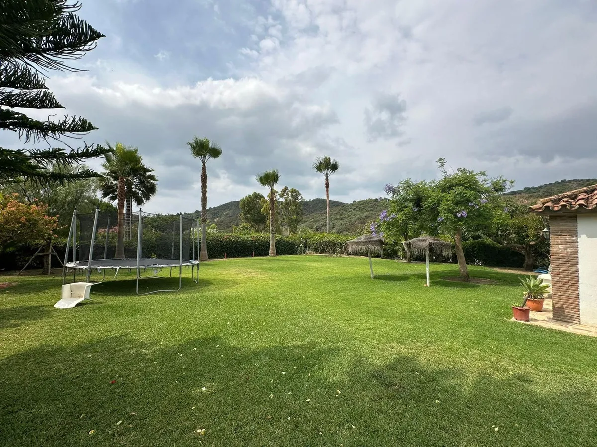 cb459ee9-27ea-4c48-8b19-6add78af4a73