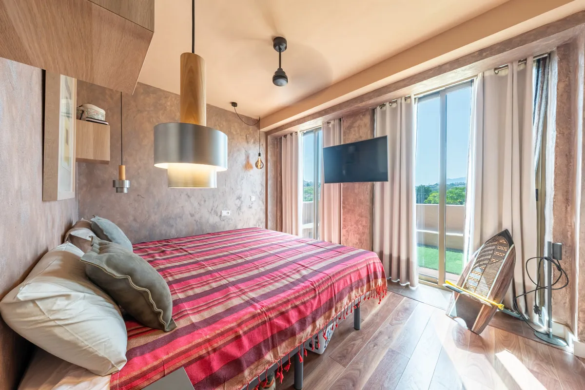 226c01c6-3951-4b9d-aef9-f2de36647769