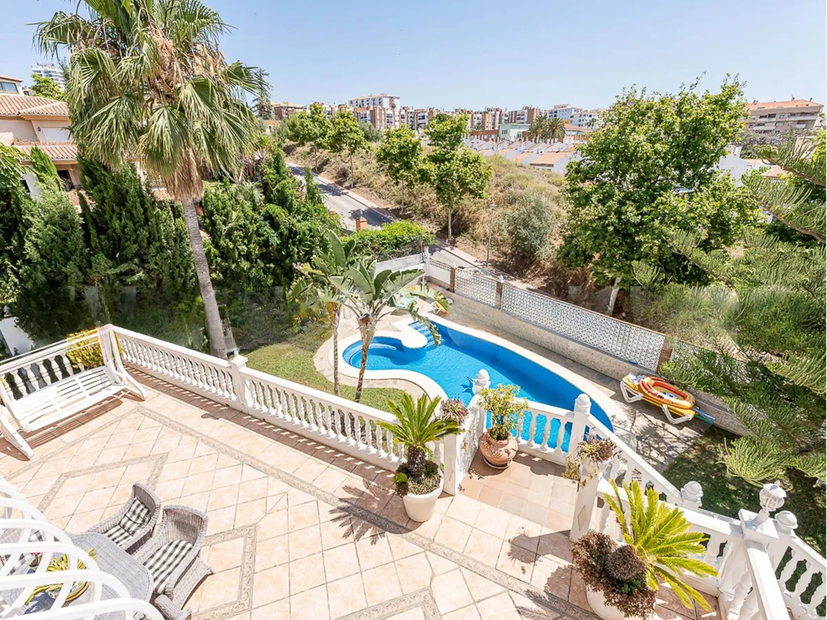 c08fc141-36ed-4f1d-9617-95a6a6835eb6