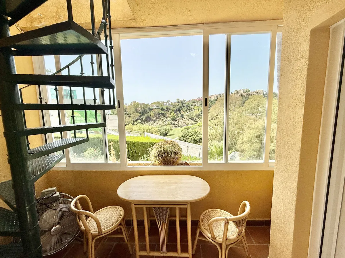 a0349657-b24b-476f-9612-c315b9963c92