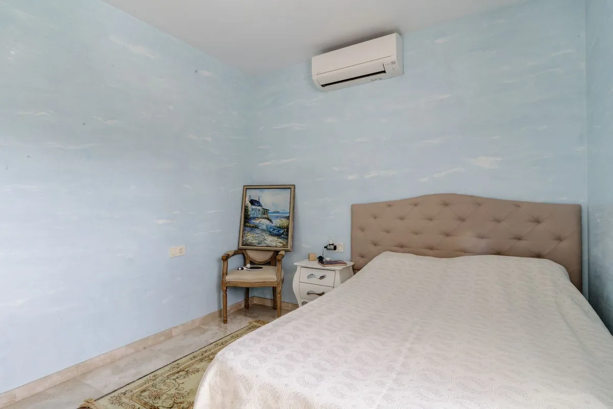 341b2af2-cd84-4f11-a587-18006fc0611e