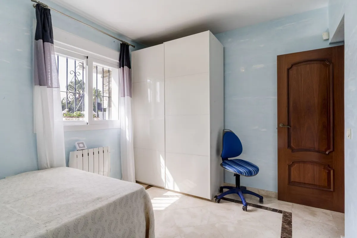 6ccd7956-5ddb-44db-aed3-690a9cc9a634