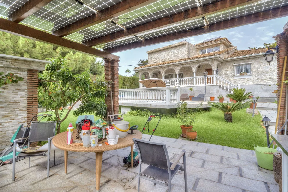 8d0b40d1-1d6b-4178-9374-614f5261b272