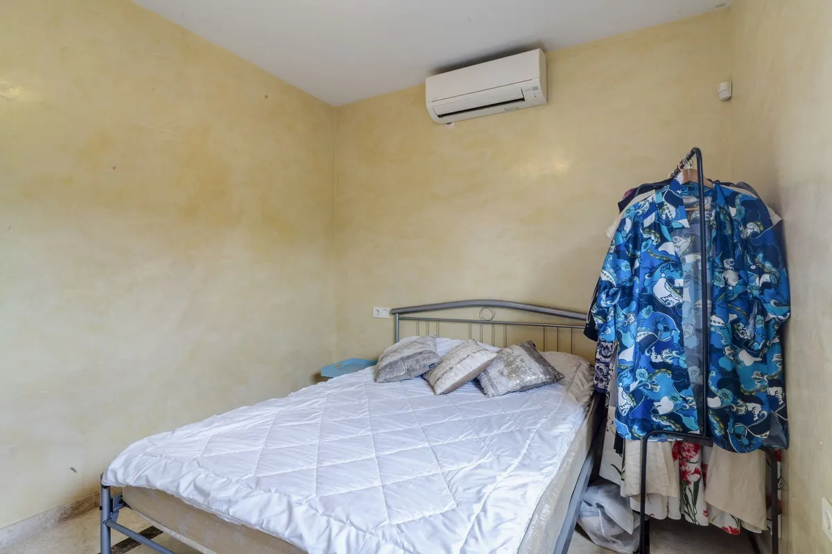 9240d09c-1dda-48bc-874a-d7374071fd94