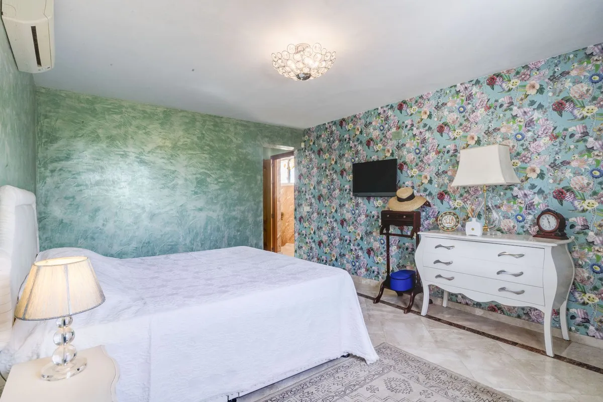 b817e257-e4aa-45f0-a2d8-dfe03884b15b