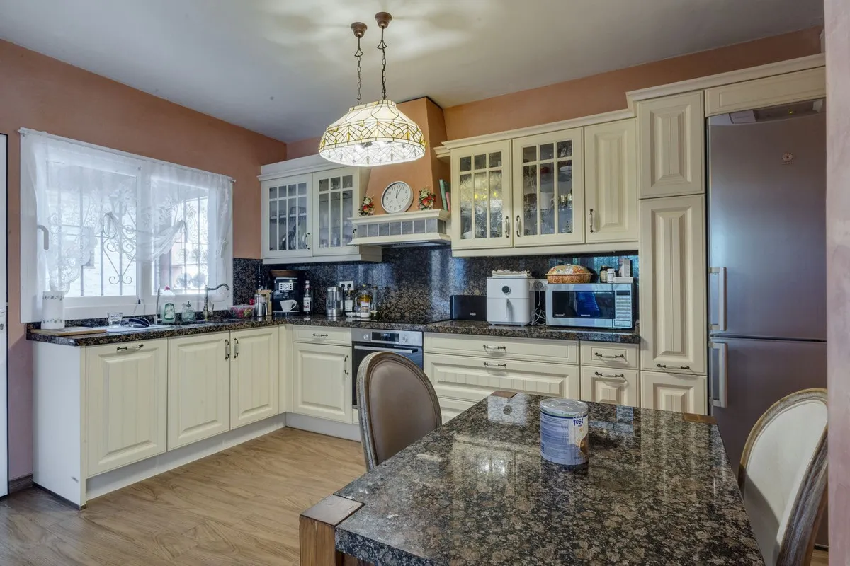 e7630499-7bee-4a8d-9062-35c5bae4d63a