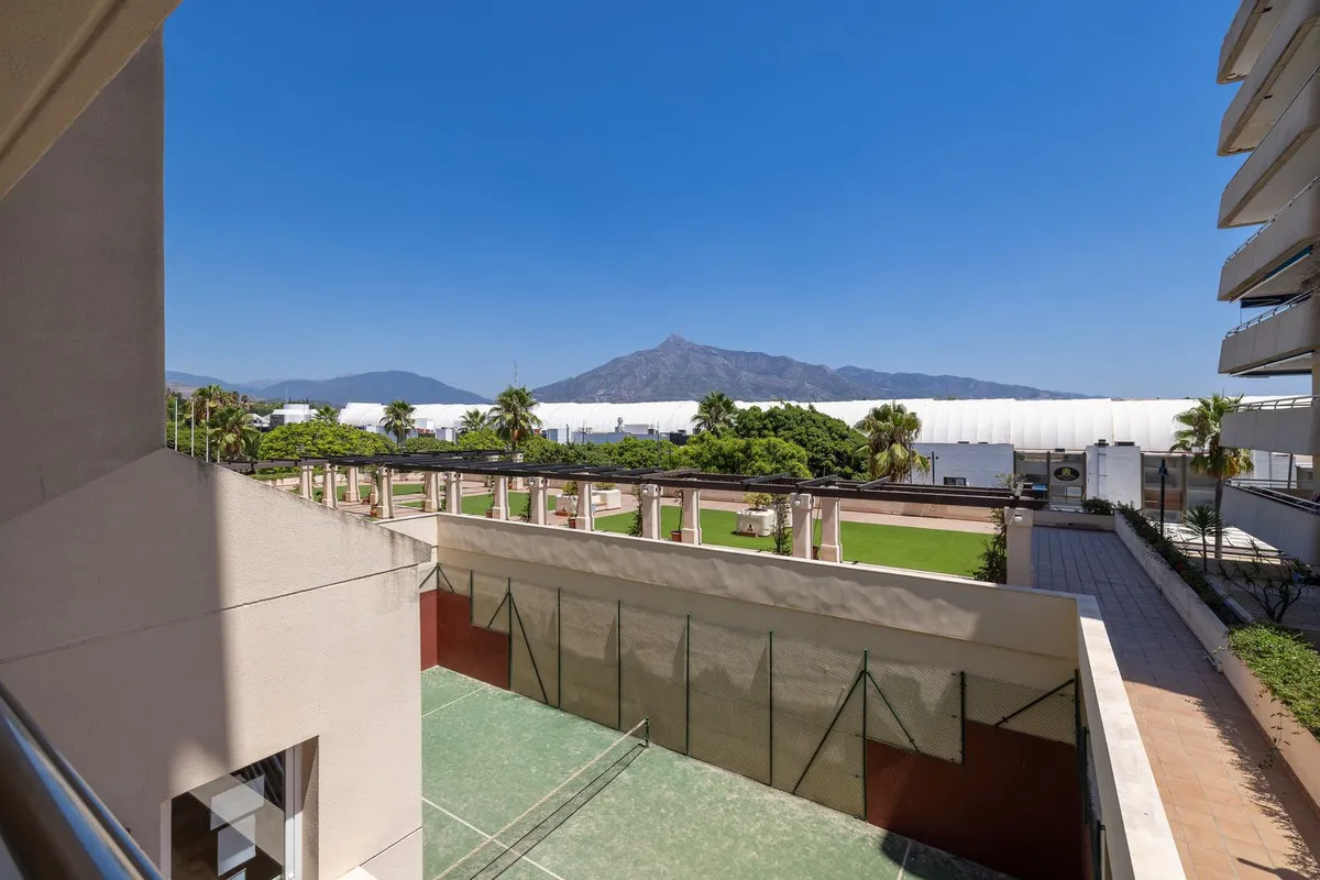 0680c51e-8327-4d38-878c-177d3d515012