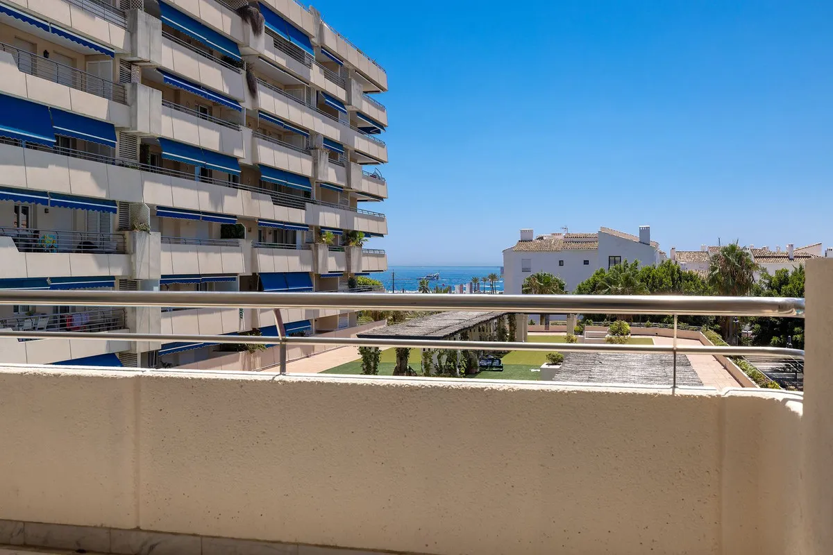 2938a65f-0f85-4d81-bfb1-39fa260cba42