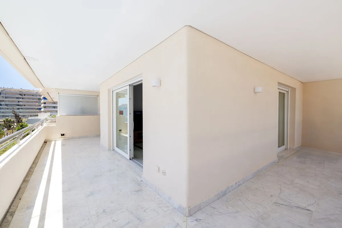 46f603dd-b875-44df-a8bb-3d1e53463760