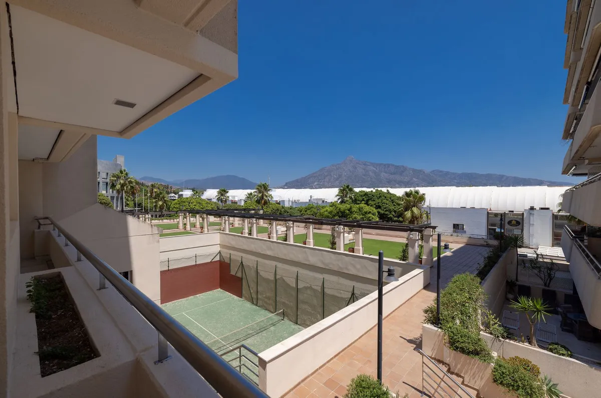 5a0c2b0a-7952-4cb2-9bb5-1fbb64d752e2