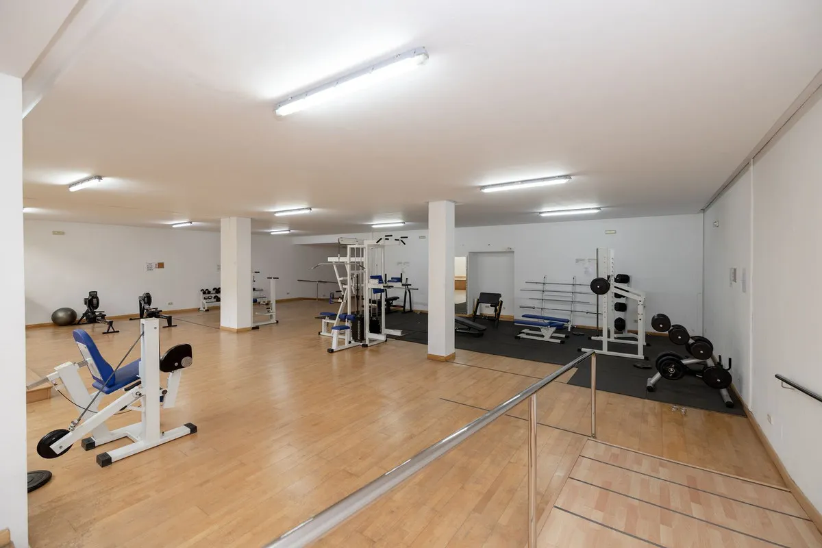 a6bb214b-33a7-42bf-a634-2ea3fe638d88