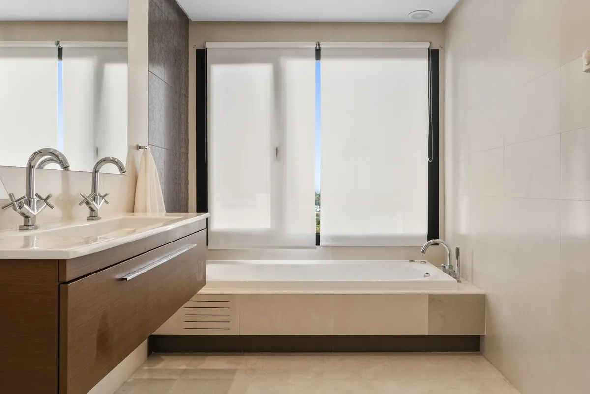 37ac1202-7571-4530-8a6c-771dcee2d2b0