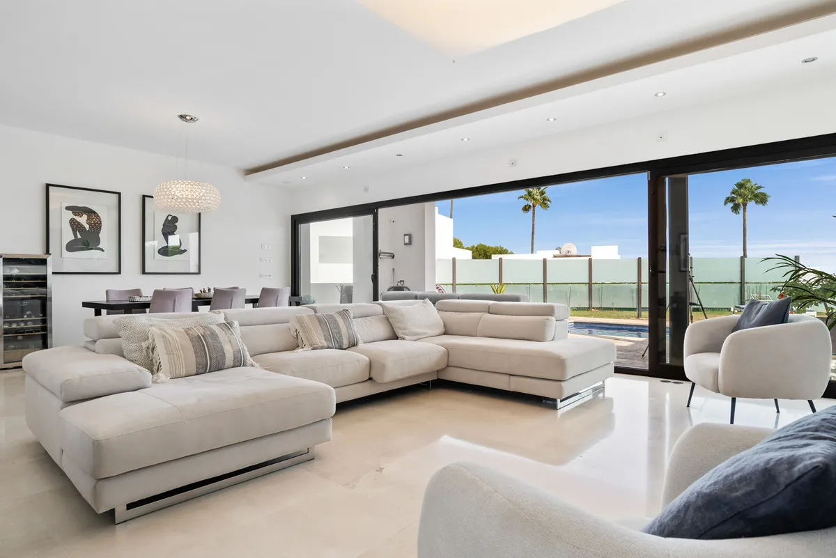 75545e17-7ccc-4ea8-a377-10404abb4a59