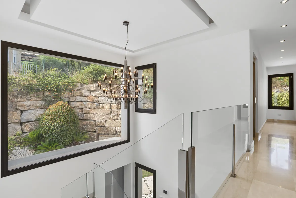 ad247431-671a-4d67-ab6c-88013fcadee5