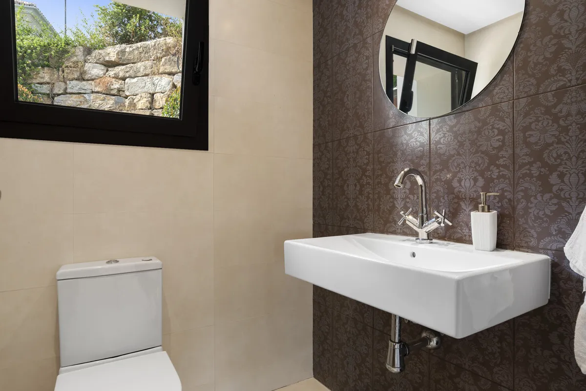 af9717f4-654d-4fca-b599-457bd37ccbdb