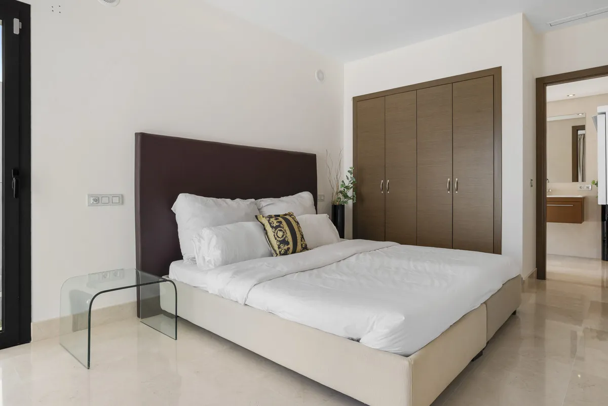 d696991d-b9a5-4664-b261-2ea8a3c963b7