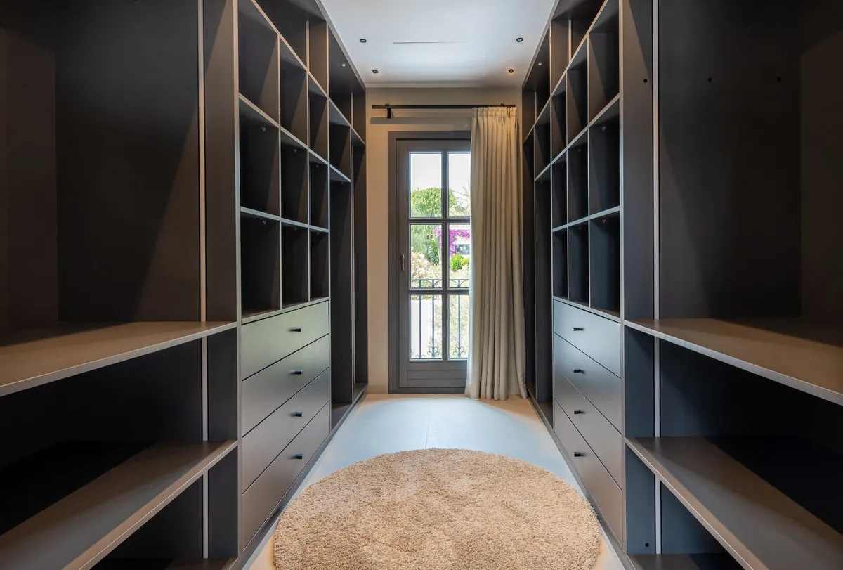 51e67ecb-3869-4f32-a3e8-9c09766fb126