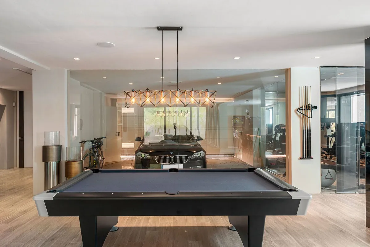 5e241c19-f8cf-47ef-8454-953d13e4b361