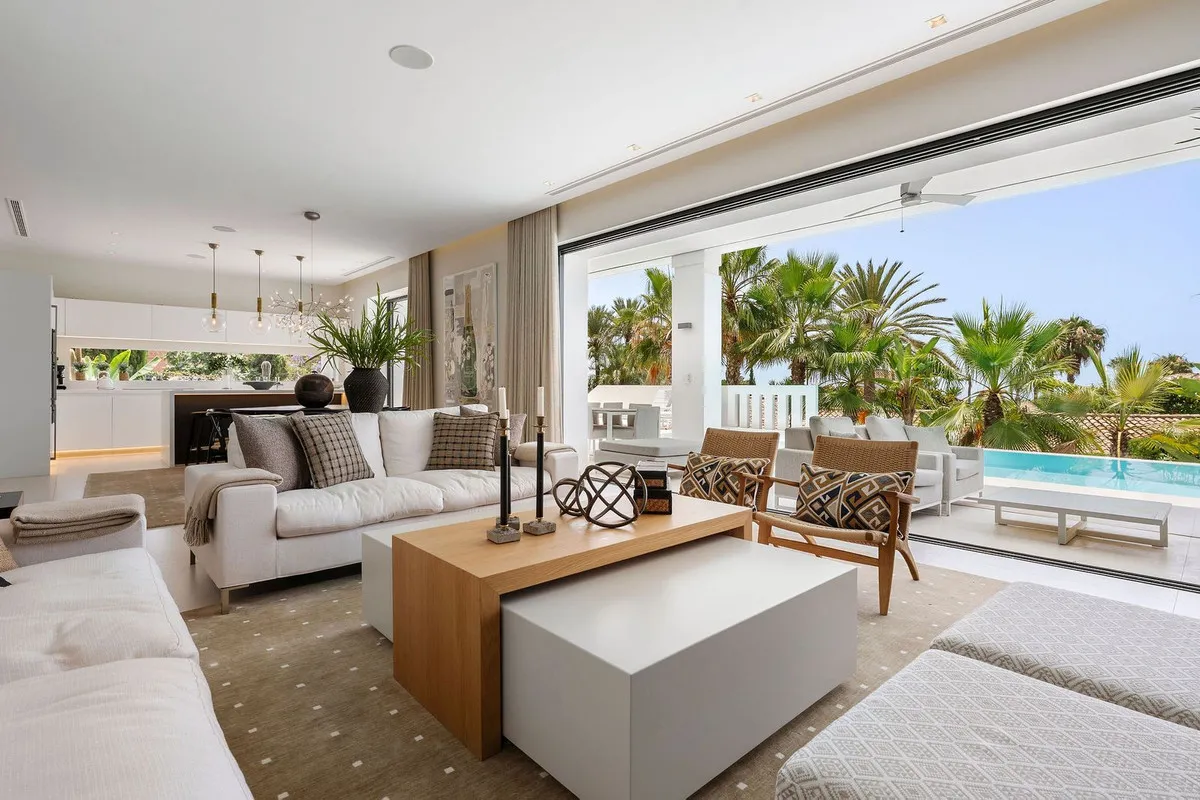 711217e7-2a66-4bc5-a2b6-c30ee56804cf