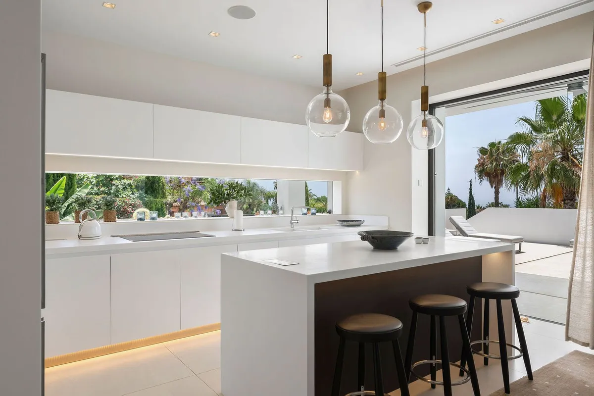 981ac57d-0e92-41c8-8087-eaf02e5db617