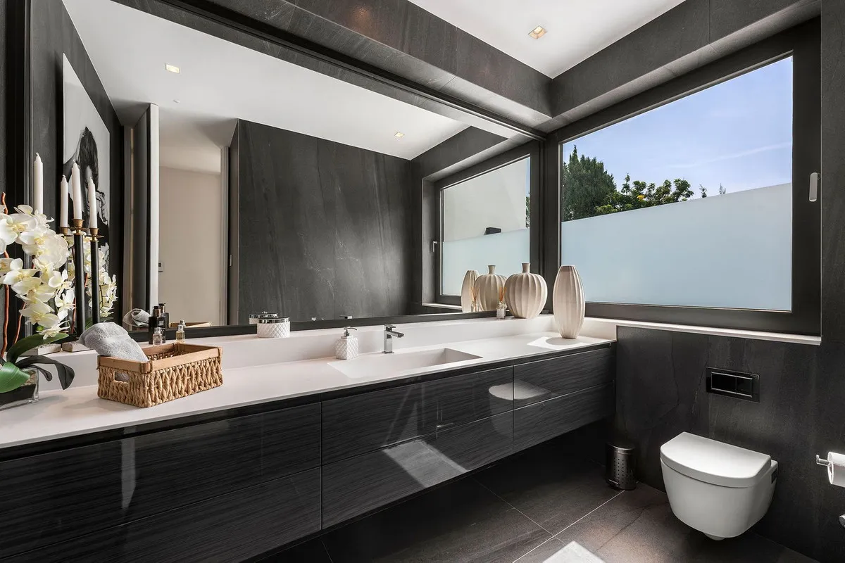 acd34de0-7f6c-4cd2-9918-0081c8419039